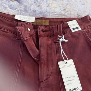 Judy Blue Rust-Burgundy Denim Tag Detail